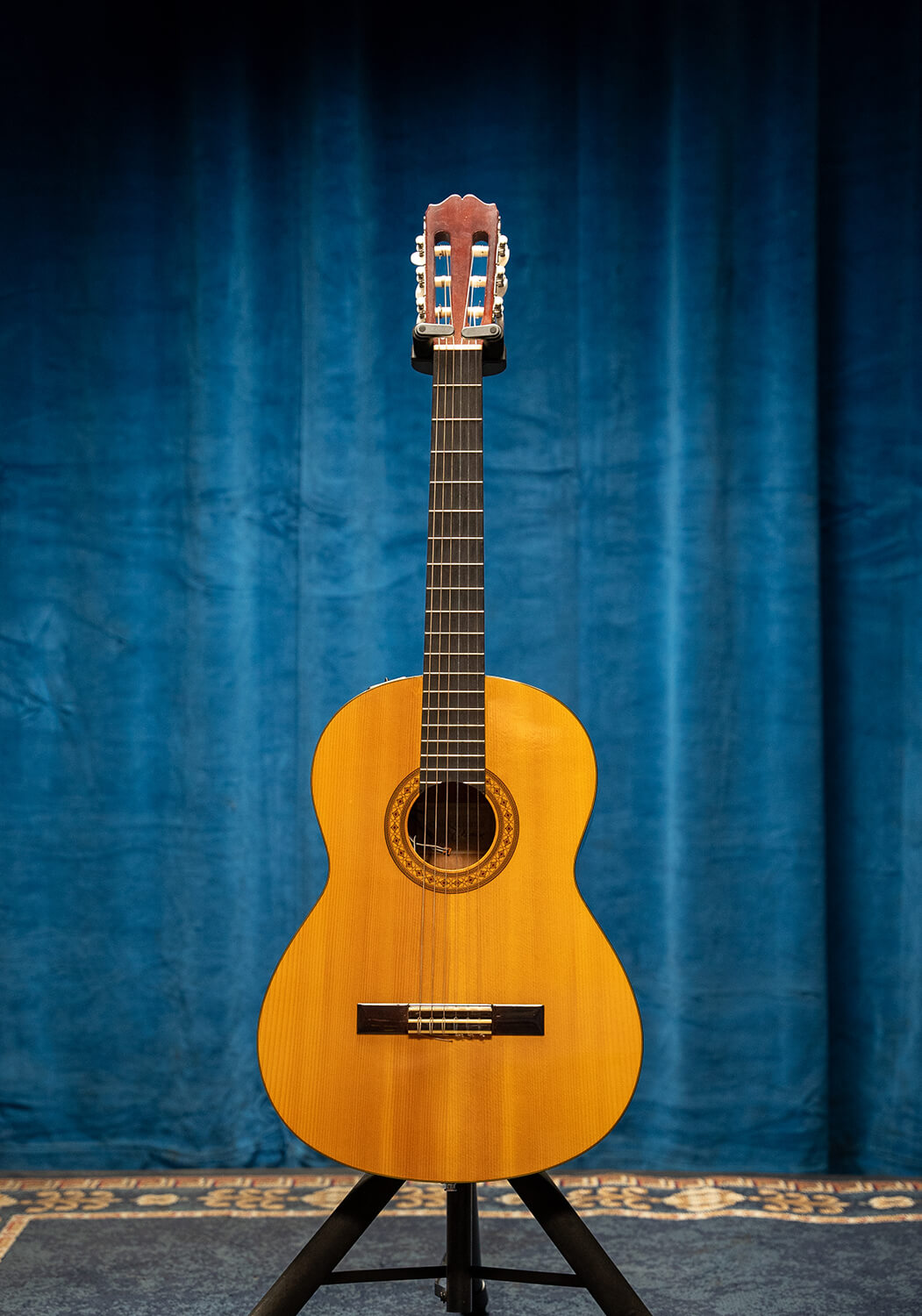 Rent Takamine G124 Classical Guitar - Natural